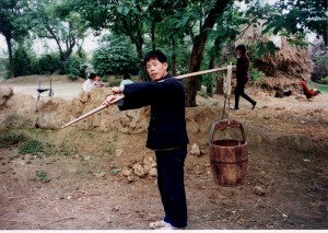 countryside waterbucket China Eisenstark